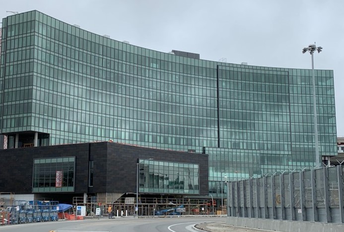 sfo-hyatt-front-of-building